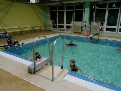 bazén ZŠ Sloup, fotografie 3